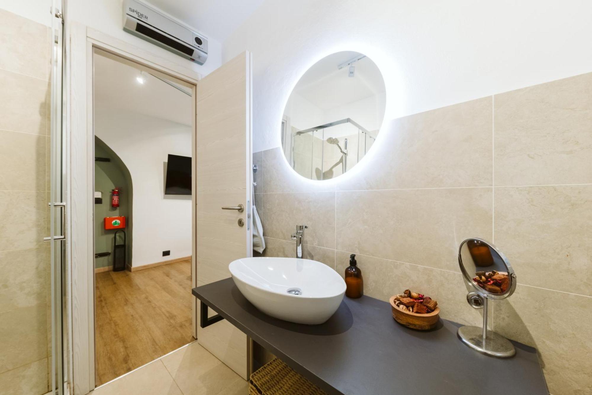 Апартаменты Giano Host - Capro Генуя Экстерьер фото